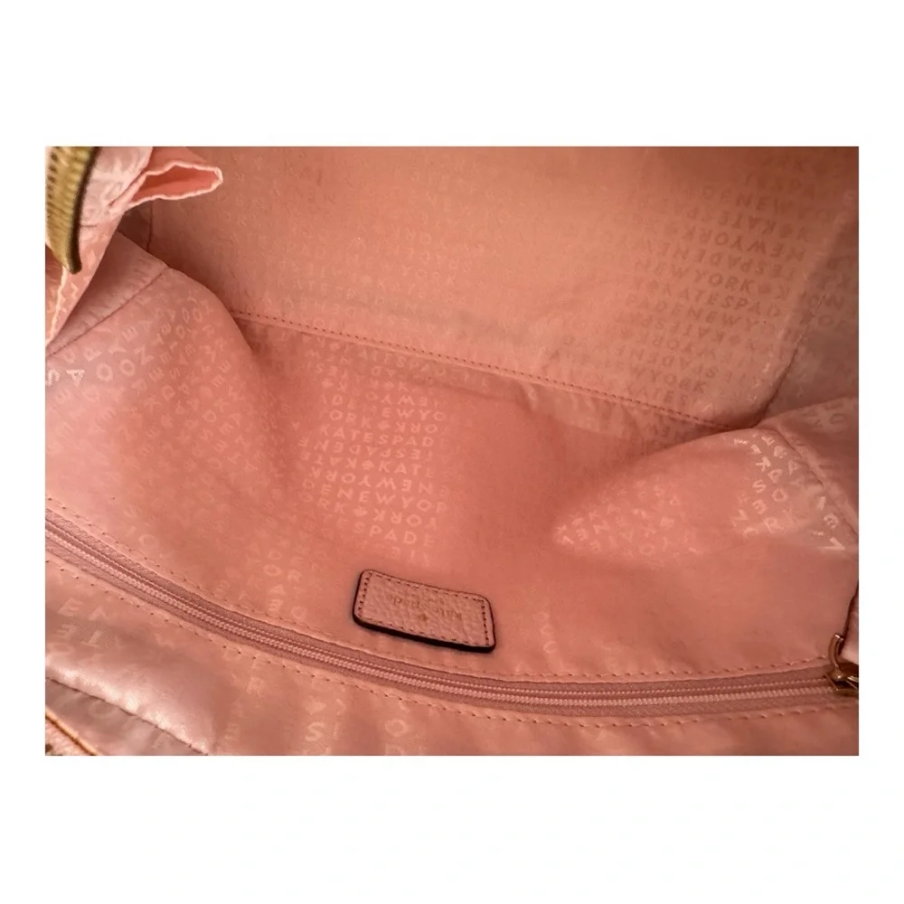 Kate Spade pebbled leather handbag with 14-karat gold plated hardware. - Picture 10 of 10